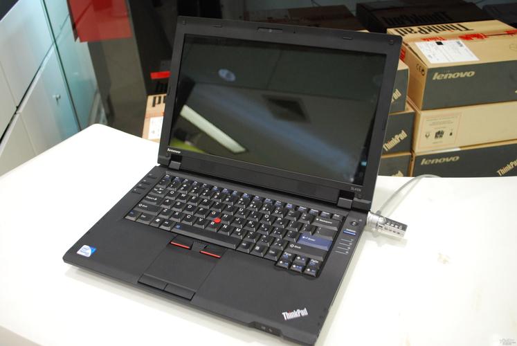 联想的thinkpad为什么会被叫做小黑呢？小黑笔记本是什么意思-图1