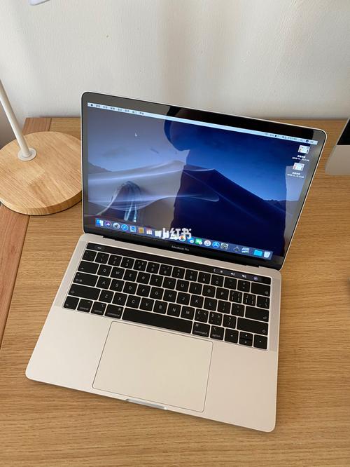 macbook从哪一代开始不带灯？笔记本带发光logo-图2