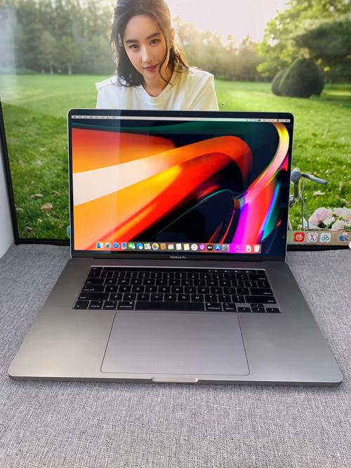 哪些笔记本的显示效果能和MacBook retian媲美？笔记本屏幕媲美macbook-图1