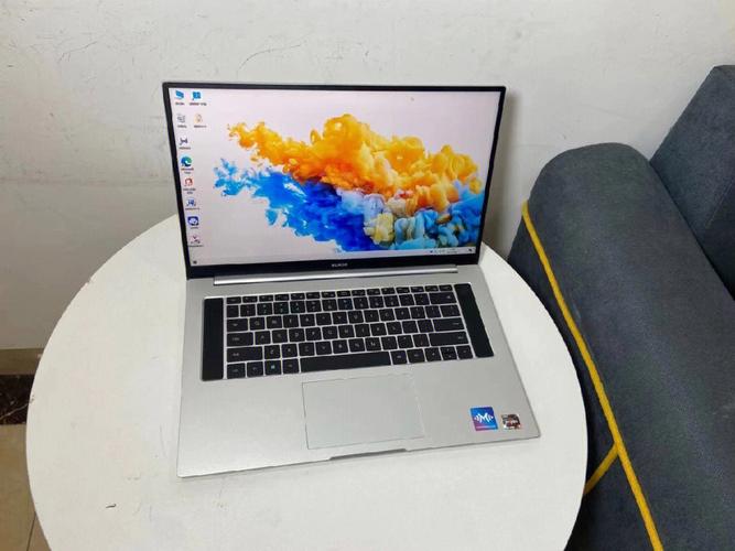 荣耀magicbook16锐龙版测评？电竞屏笔记本-图1