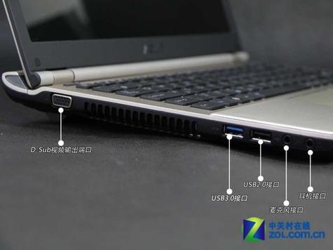 华硕笔记本电脑充电口是哪个？华硕笔记本端口-图3